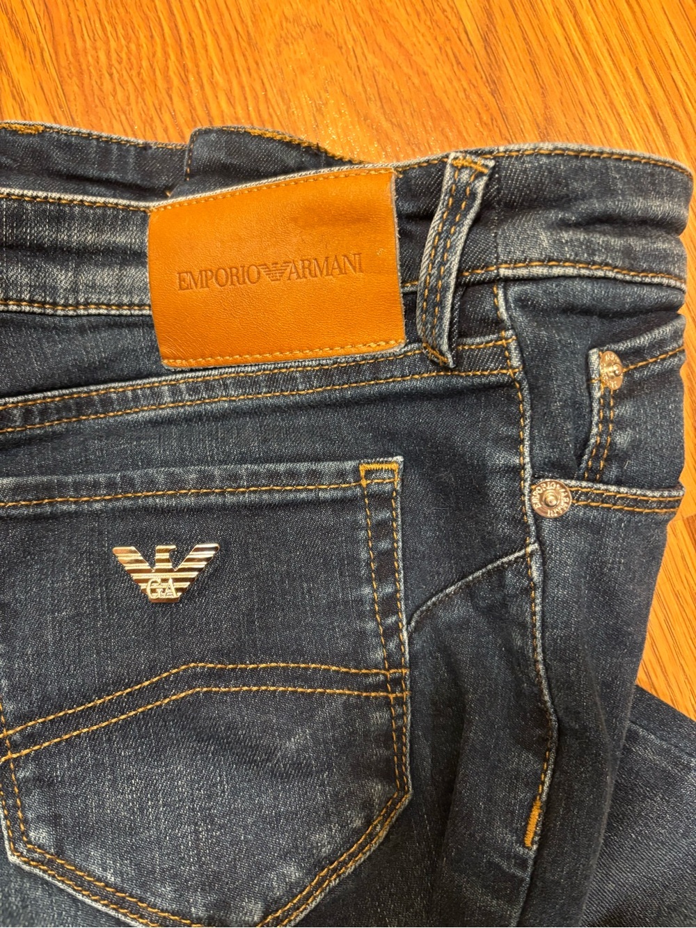 Emporio Armani Push-Up Skinny Jeans - Picture 9 of 10